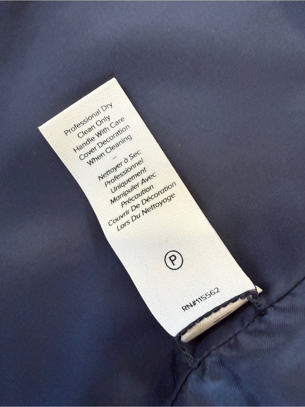 NWT Cinq à Sept Cheyenne Paisley Embellished Blazer Navy – Size 6 - Picture 11 of 12